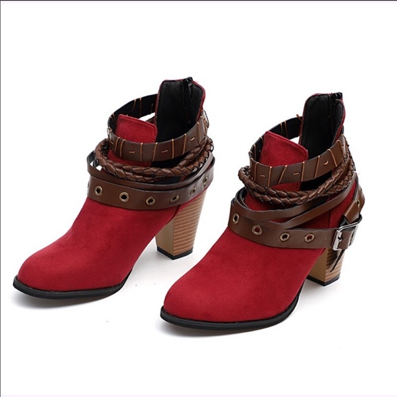 HP ⭐️ Red Strappy Ankle Booties - Picture 3 of 6